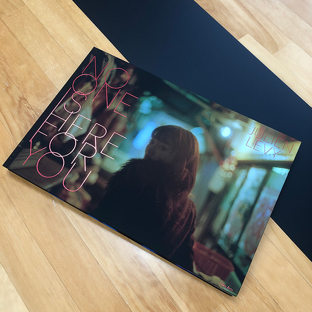 ジュリアン・レヴィ写真集